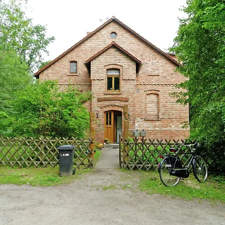 Forest Retreat Near Berlin, Cleaning Included Apartment *