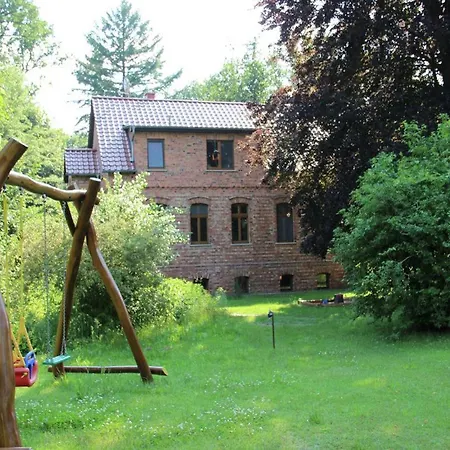Forest Retreat Near Berlin, Cleaning Included *