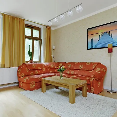 Forest Retreat Near Berlin, Cleaning Included Apartment